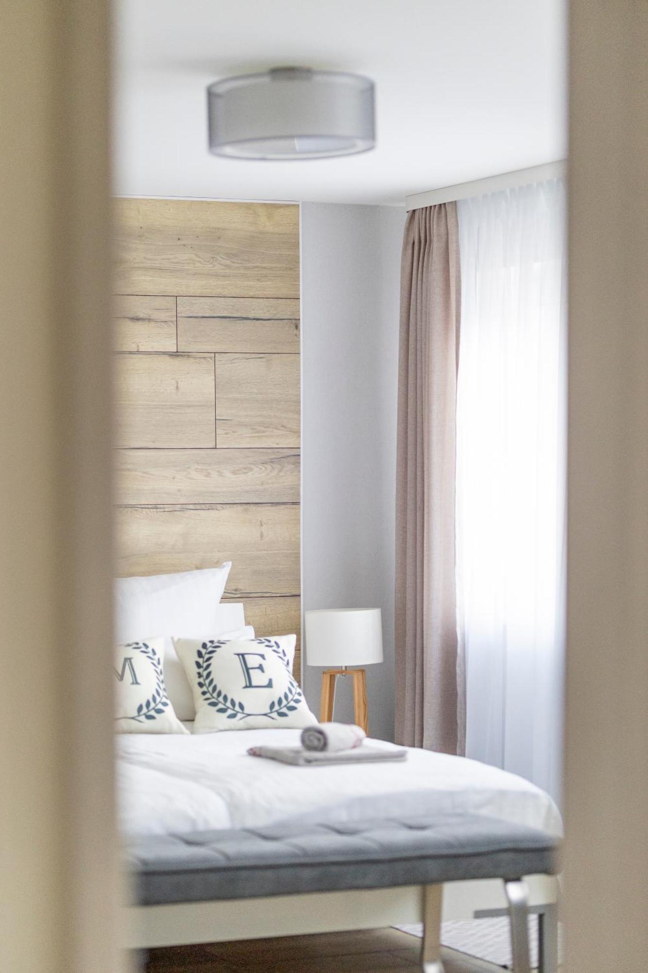 Design Maisonette - 24H Self-Check-In - Bis 7 Pers - In Direkter Weihernaehe - Parkplatz - Wifi - Balkon -Terrasse - Radwege Schiffweiler Zewnętrze zdjęcie