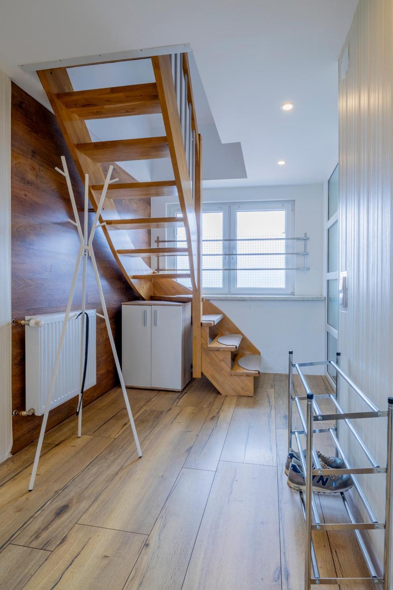 Design Maisonette - 24H Self-Check-In - Bis 7 Pers - In Direkter Weihernaehe - Parkplatz - Wifi - Balkon -Terrasse - Radwege Schiffweiler Zewnętrze zdjęcie
