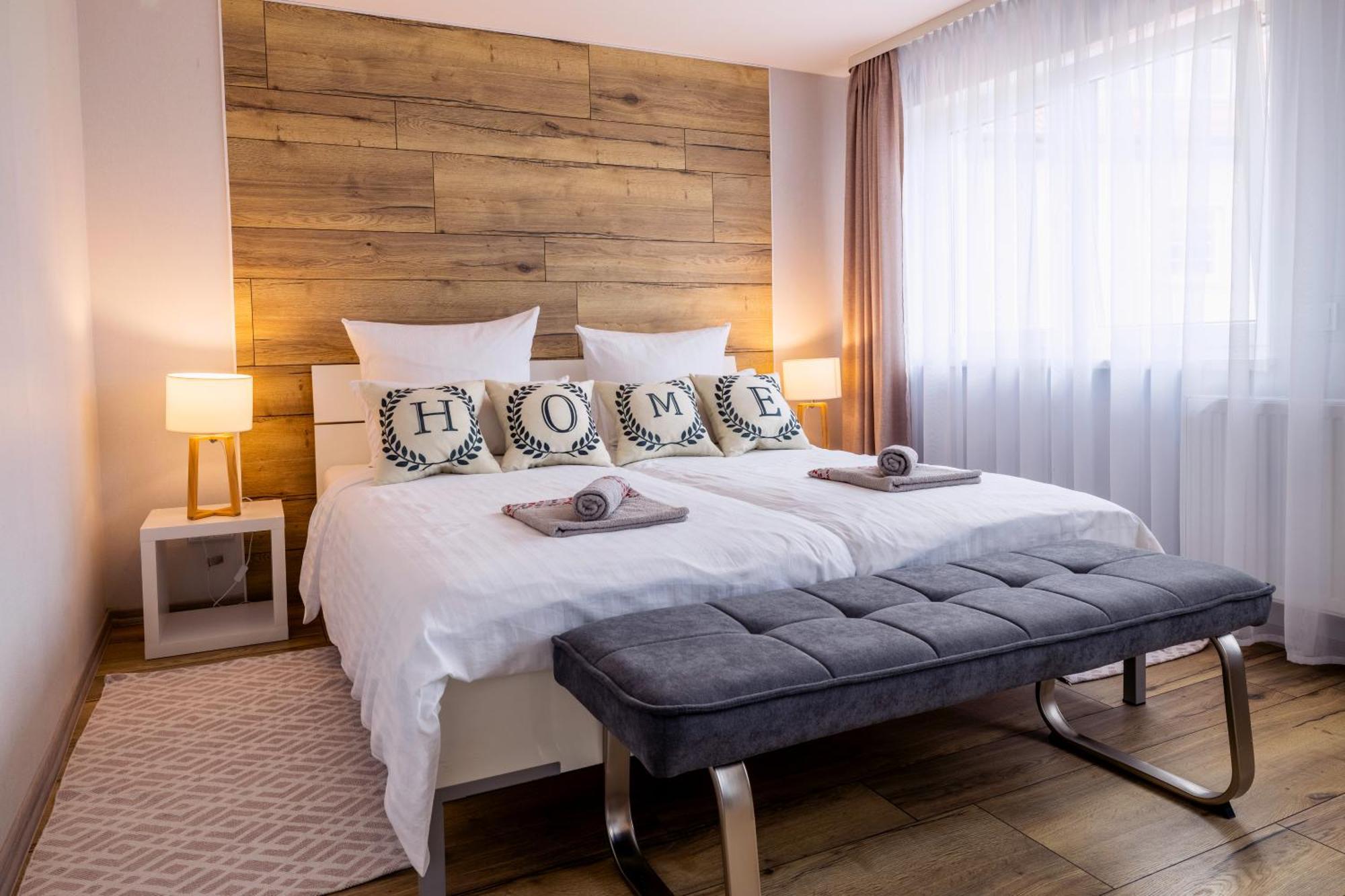 Design Maisonette - 24H Self-Check-In - Bis 7 Pers - In Direkter Weihernaehe - Parkplatz - Wifi - Balkon -Terrasse - Radwege Schiffweiler Zewnętrze zdjęcie